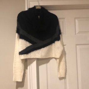 BRAND NEW NEVER WORN SWEATER